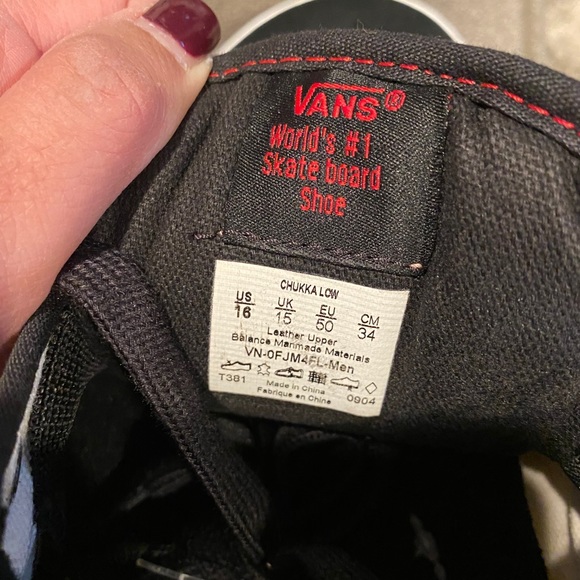 *SOLD* Vans Chukka Low Men’s size 16 - Picture 4 of 5